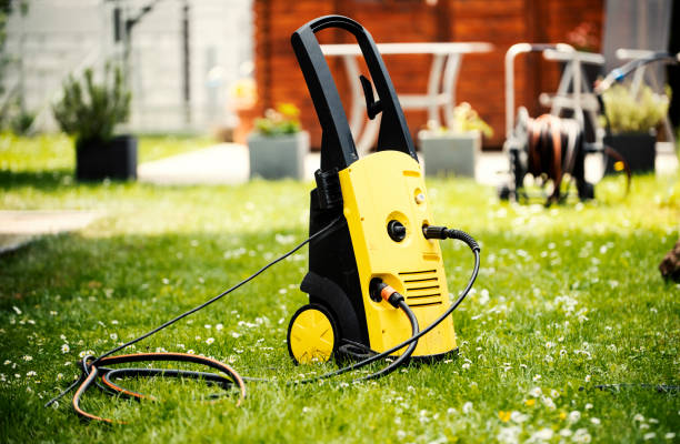 Best Pool Deck Cleaning  in Gibsonton, FL